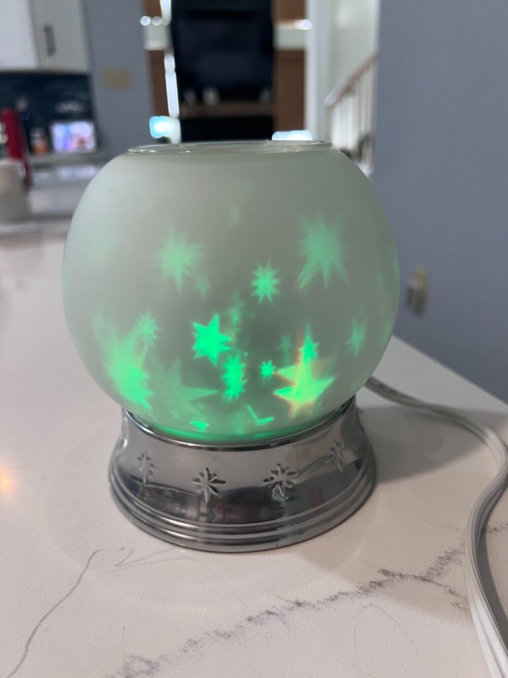 PartyLite Snow Flurry ScentGlow Warmer - Picture 5 of 6